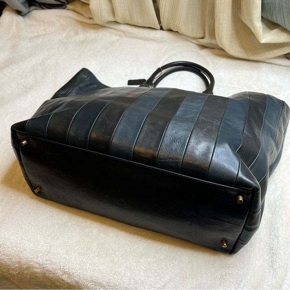 Limited Edition Coach Bleecker in Bar Stripe (Navy/Black) Leather F71213 - Picture 5 of 11